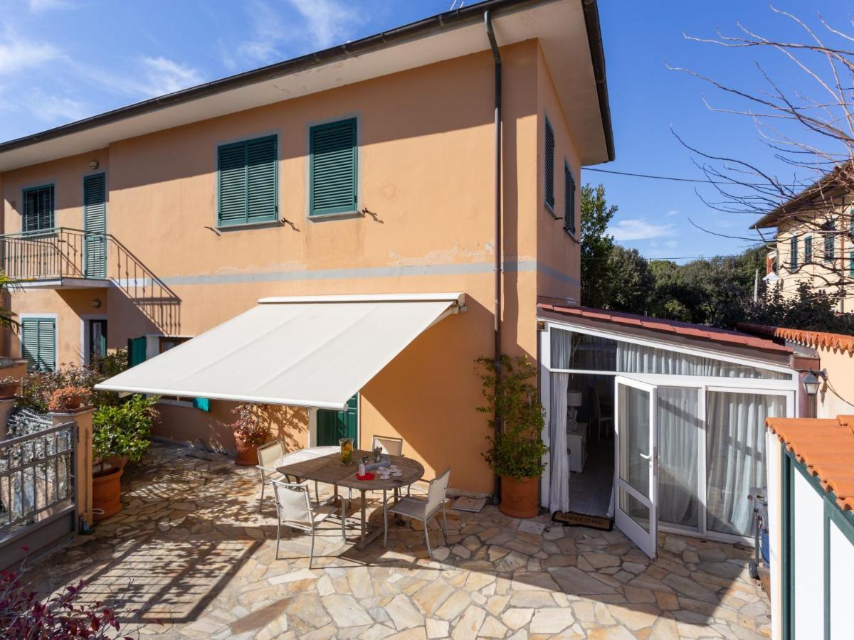 Holiday Home Stella Marina By Interhome Marina di Pietrasanta Exterior foto